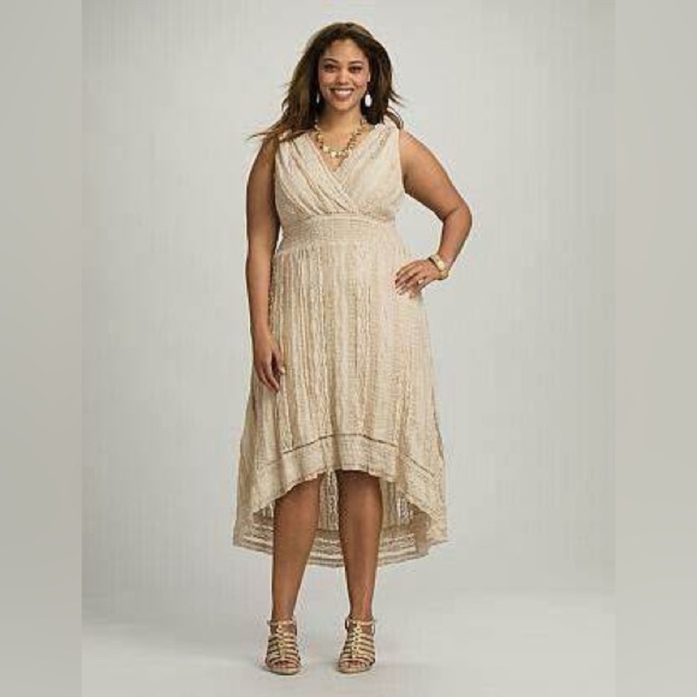 Dressbarn Champagne Lace Midi Dress Size 12 Sleeveless V Neck Asymmetrical Hem